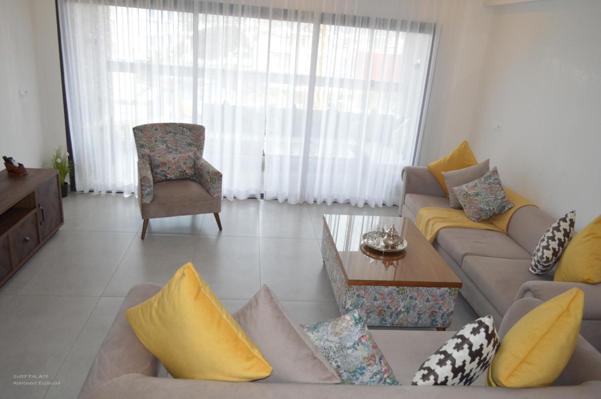 Surf Palace Beachfront Apartment 에사우이라 외부 사진