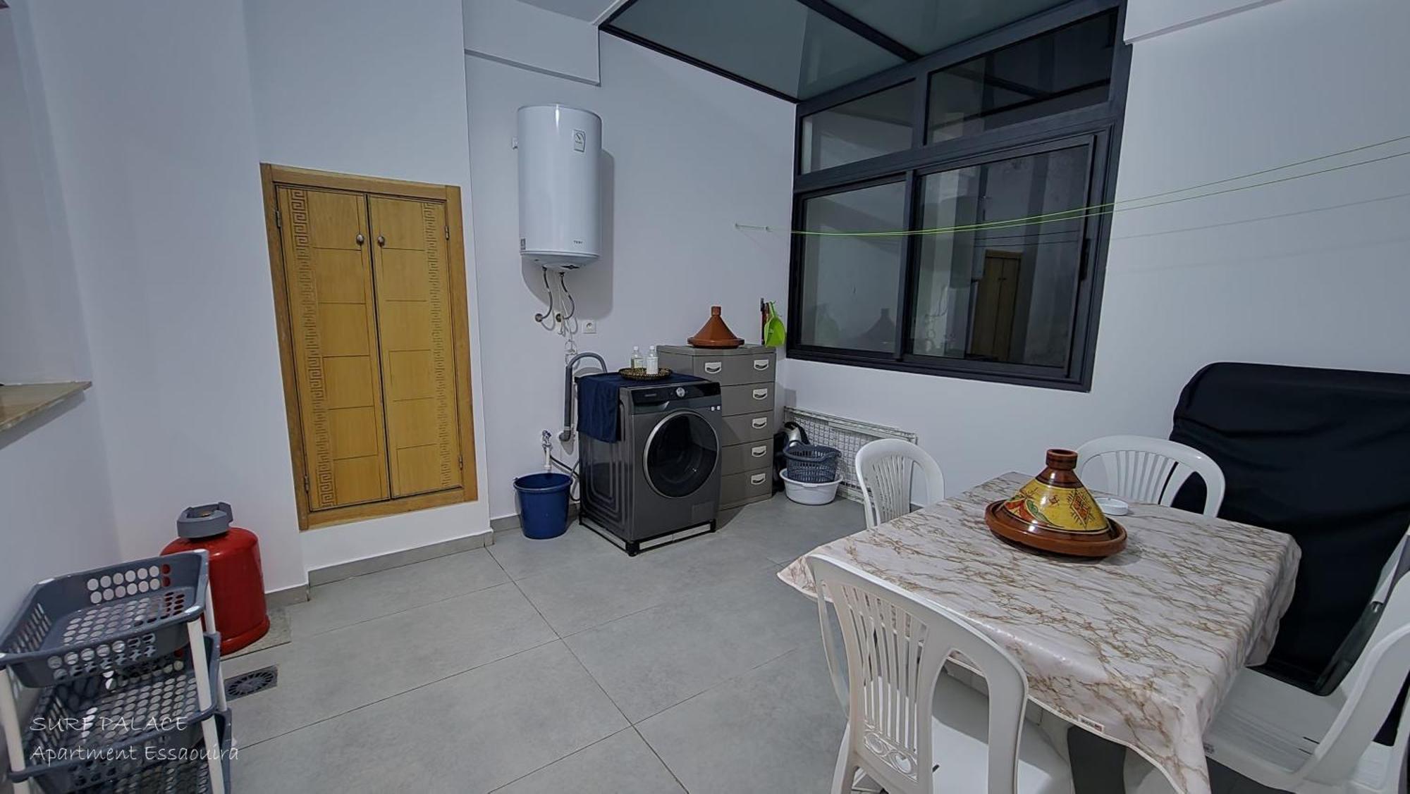 Surf Palace Beachfront Apartment 에사우이라 외부 사진
