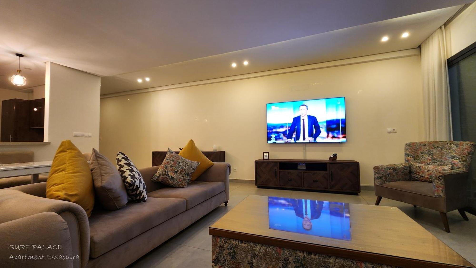 Surf Palace Beachfront Apartment 에사우이라 외부 사진