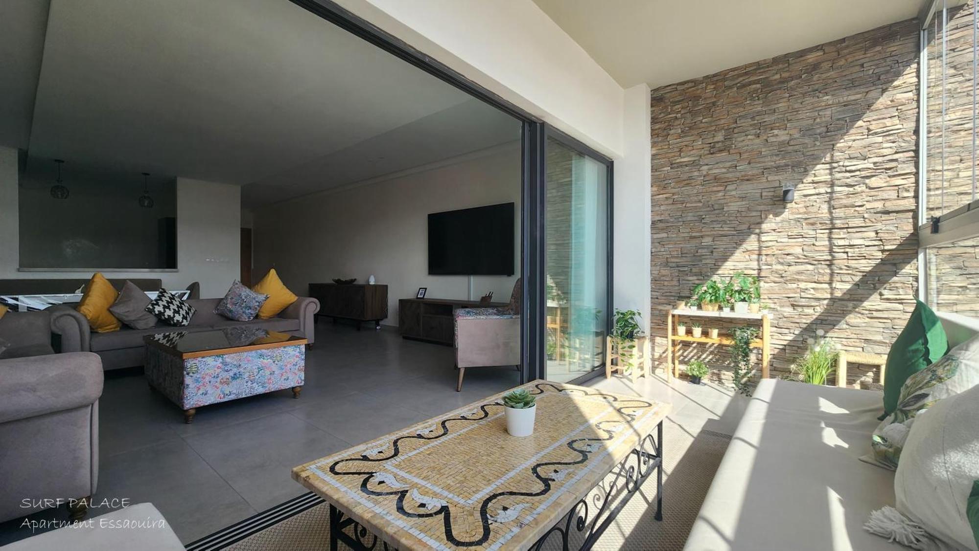 Surf Palace Beachfront Apartment 에사우이라 외부 사진