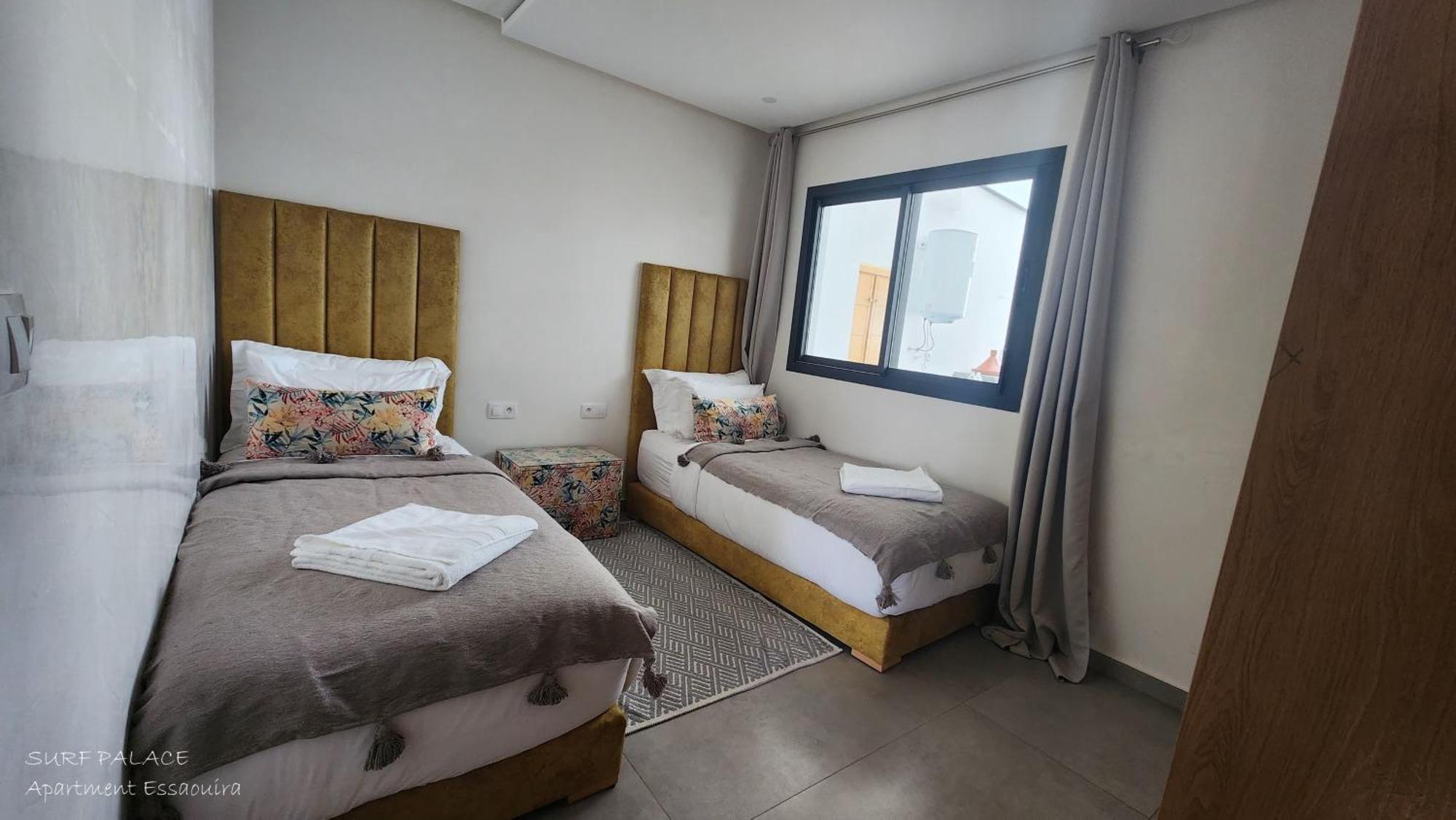 Surf Palace Beachfront Apartment 에사우이라 외부 사진